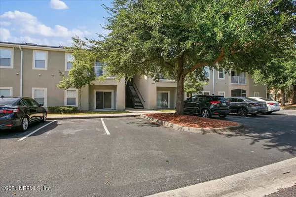 5050 PLAYPEN DR #4-14, Jacksonville, FL 32210