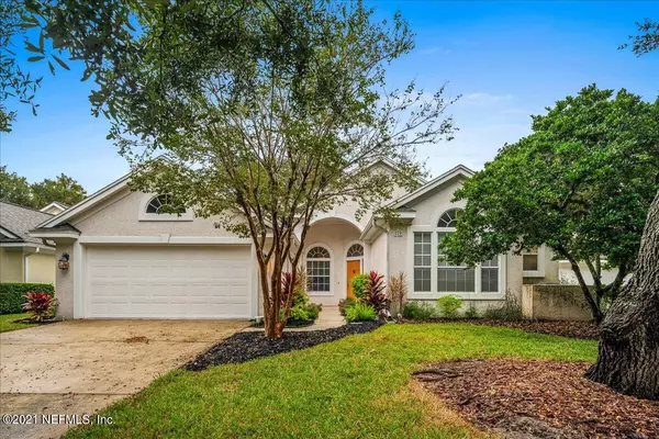 220 WATER'S EDGE DR S, Ponte Vedra Beach, FL 32082