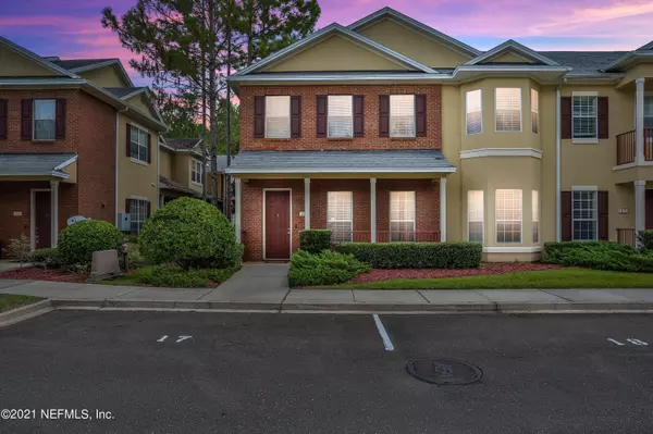 625 OAKLEAF PLANTATION Pkwy #411, Orange Park, FL 32065