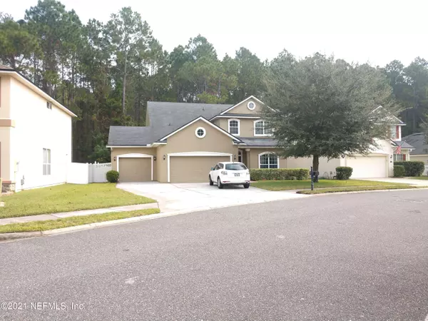 Jacksonville, FL 32225,156 CANDLEBARK DR