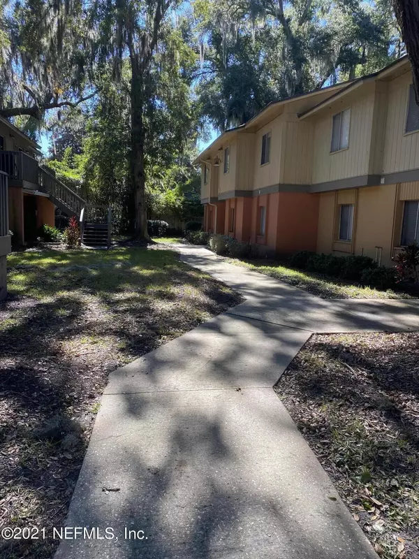 1800 PARK AVE #341, Orange Park, FL 32073