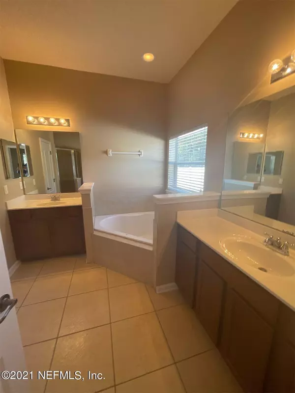 Green Cove Springs, FL 32043,2898 CROSS CREEK DR