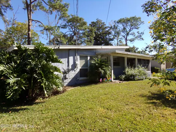 2129 FOURAKER RD, Jacksonville, FL 32210