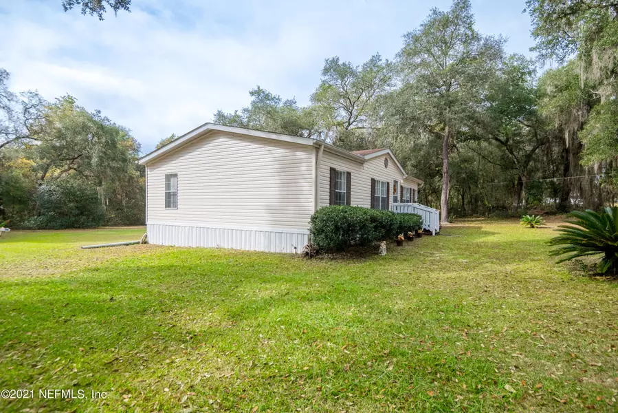 5515 LODGE RD, Keystone Heights, FL 32656