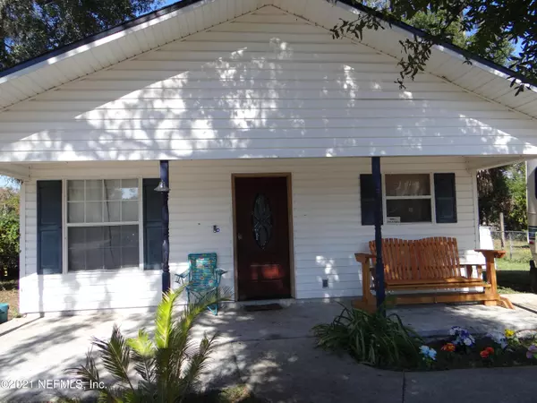 1018 WALNUT ST, Green Cove Springs, FL 32043