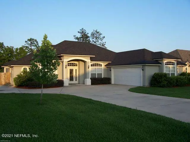 3780 SOUTHBANK CIRCLE CIR, Green Cove Springs, FL 32043