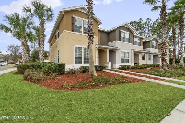 625 OAKLEAF PLANTATION Pkwy #111, Orange Park, FL 32065