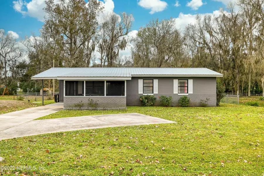 107 ORANGE AVE, East Palatka, FL 32131