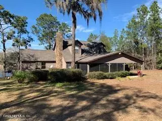 Hawthorne, FL 32640,172 HOUR GLASS CIR