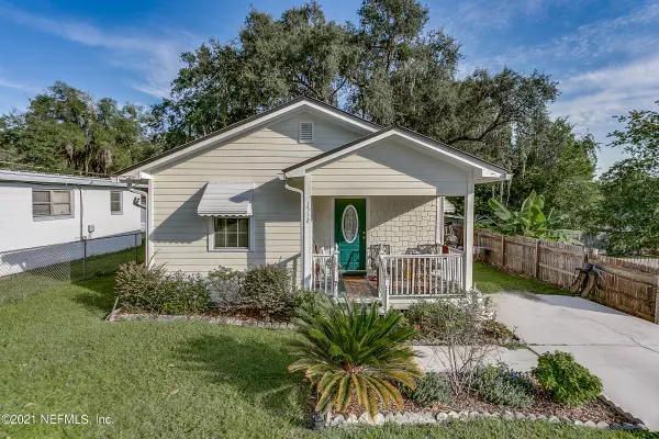 1512 WALNUT ST, Green Cove Springs, FL 32043