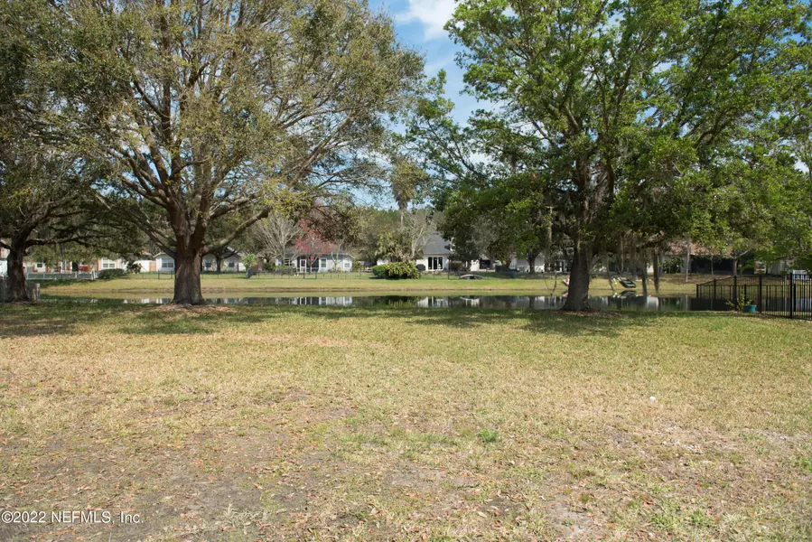 256 VILLAGE GREEN AVE, Jacksonville, FL 32259