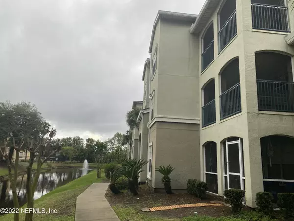 Jacksonville, FL 32224,3591 KERNAN BLVD S #204