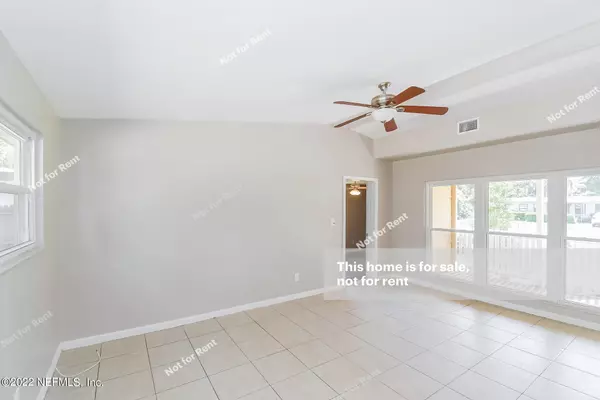 Green Cove Springs, FL 32043,814 CYPRESS ST