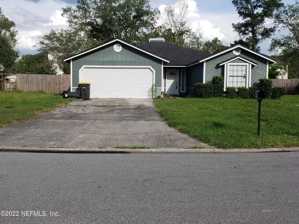 8417 FIRE FLY LN, Jacksonville, FL 32244