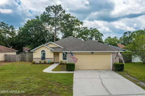 8938 NEEDLEPOINT PL, Jacksonville, FL 32244