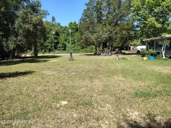 Interlachen, FL 32148,608 KITTY AVE