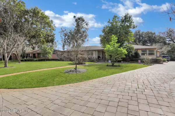 6942 SALAMANCA AVE W, Jacksonville, FL 32217