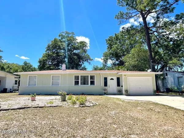 6226 FORDHAM CIR E, Jacksonville, FL 32217