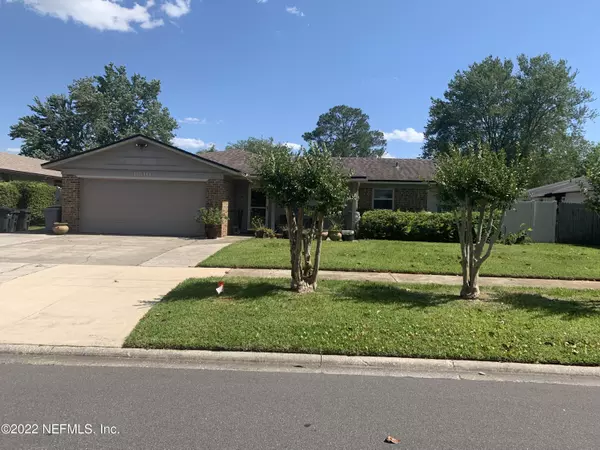 8510 GRAYBAR DR, Jacksonville, FL 32221