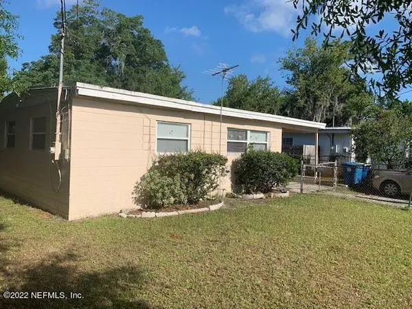 10640 BRIARCLIFF RD E, Jacksonville, FL 32218