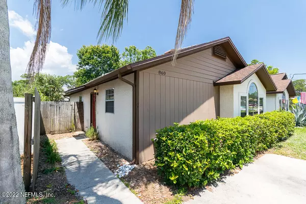 Atlantic Beach, FL 32233,860 HIBISCUS ST