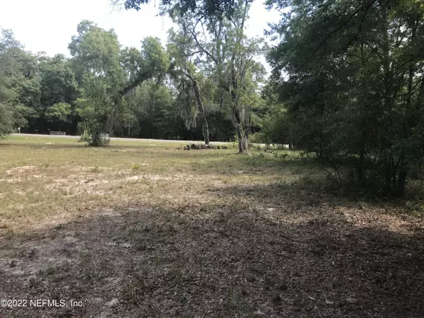 Melrose, FL 32666,250 ASHLEY LAKE DR