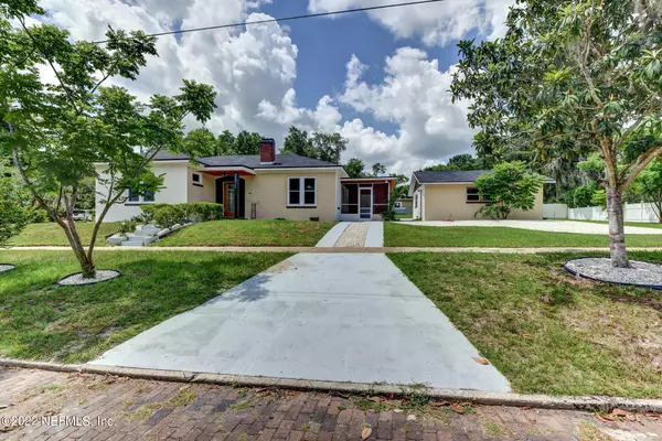 1801 CARR ST, Palatka, FL 32177