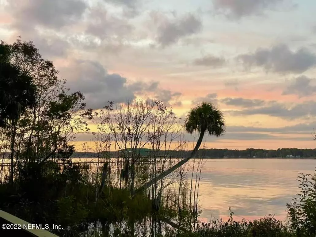 East Palatka, FL 32131,133 ORANGE TREE RD