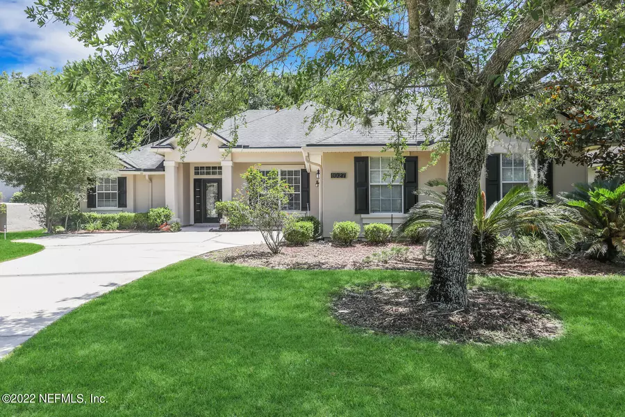 1027 GREEN PINE CIR, Orange Park, FL 32065