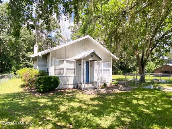 1025 S LAKE AVE, Lake Butler, FL 32054