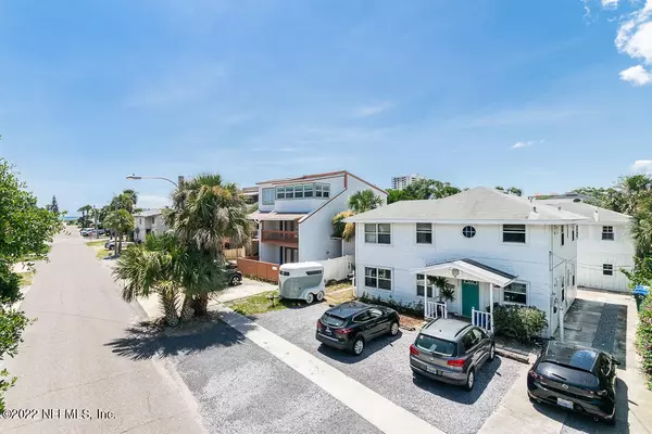 Neptune Beach, FL 32266,213 MYRA ST