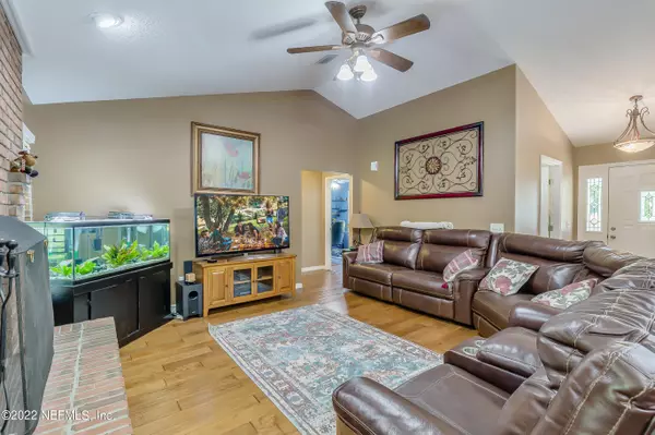 Callahan, FL 32011,55188 YELLOW JACKET DR