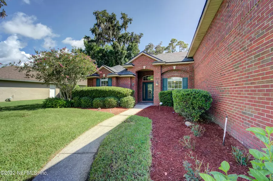 1866 SENTRY OAK CT, Fleming Island, FL 32003