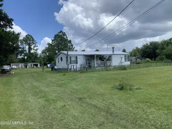 140 W CRACKER SWAMP RD, East Palatka, FL 32131