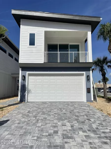 1302 2ND ST S, Jacksonville Beach, FL 32266