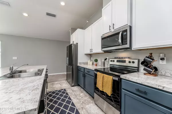 Jacksonville, FL 32222,8174 GUILD WAY