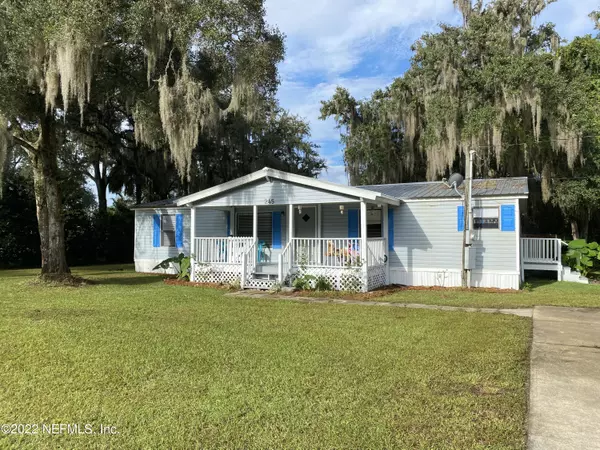 245 TROPIC AVE, Satsuma, FL 32189