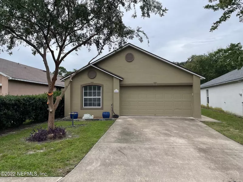 8441 OAK CROSSING DR W, Jacksonville, FL 32244