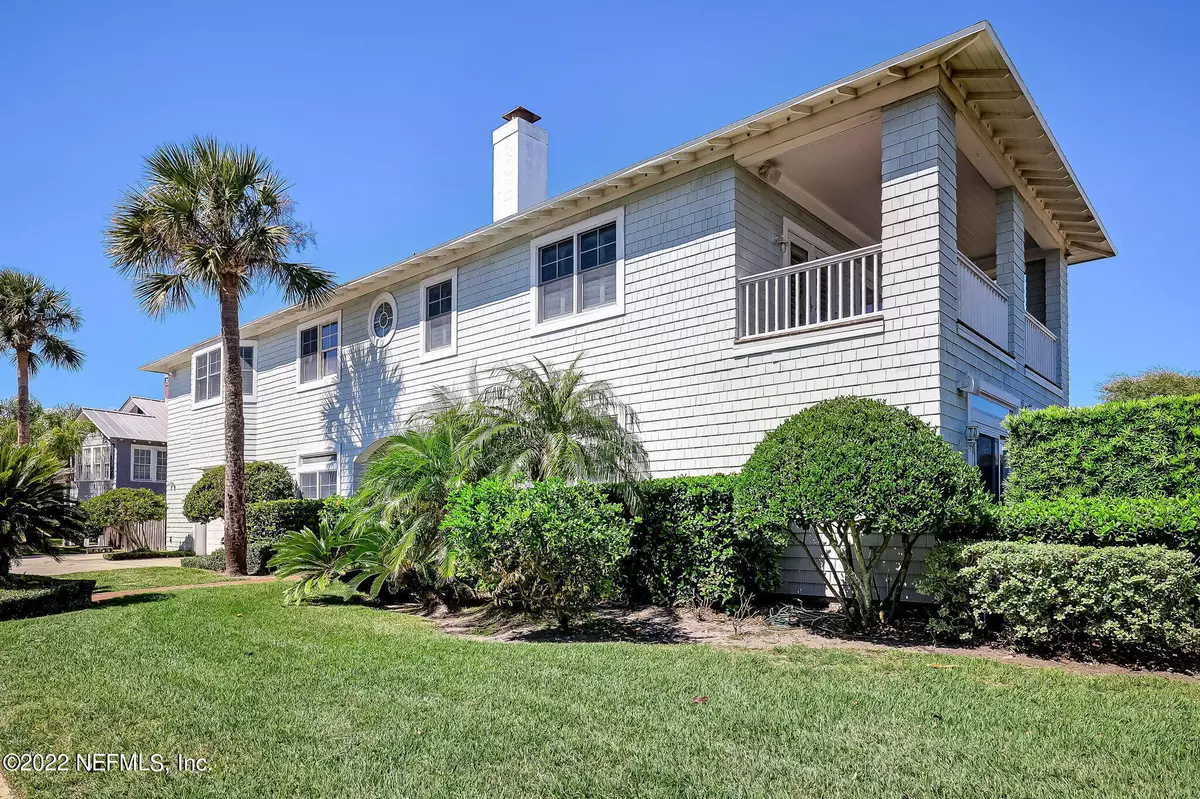 Neptune Beach, FL 32266,204 LORA ST