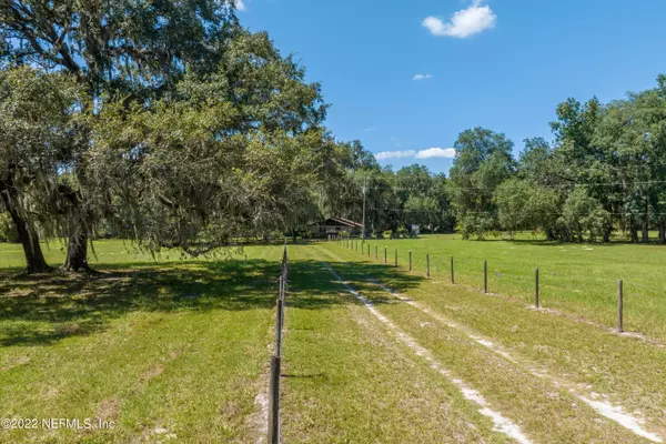 1360 STATE ROAD 19, Palatka, FL 32177