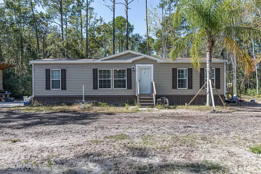 844 W RIVER RD, Palatka, FL 32177