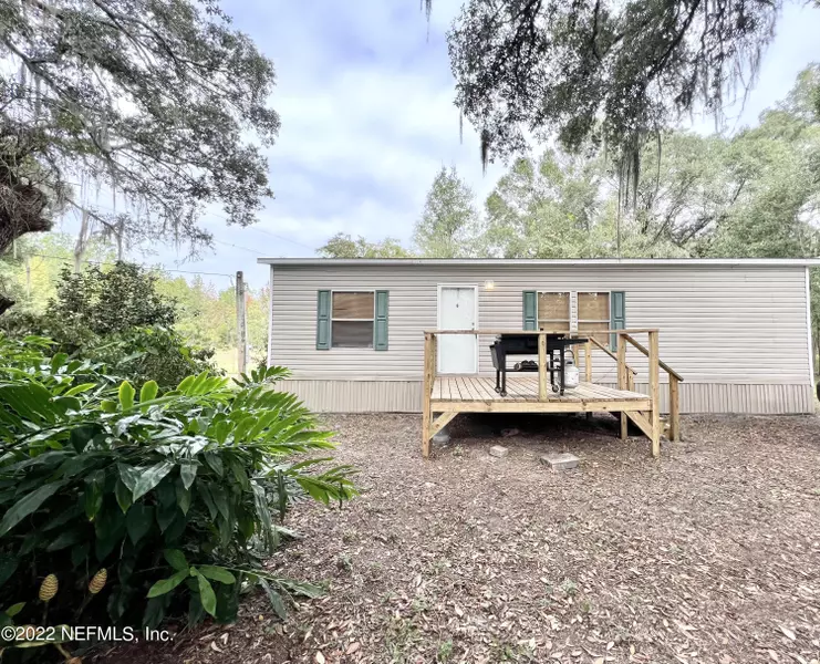 286 JOHNS RD, Palatka, FL 32177