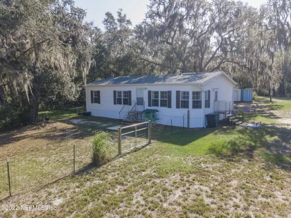 Interlachen, FL 32148,712 CORDELL AVE