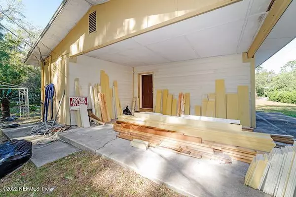 Live Oak, FL 32064,702 CHURCH AVE SW