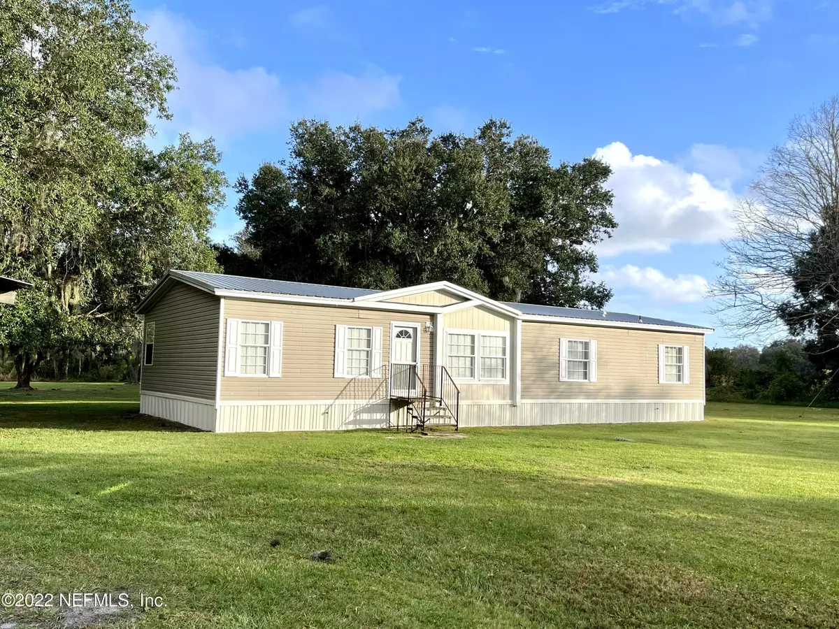 Palatka, FL 32177,122 EL PRADO CT