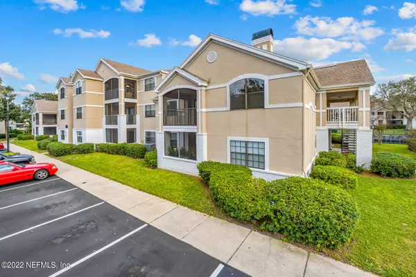 Ponte Vedra Beach, FL 32082,420 TIMBERWALK CT #1216