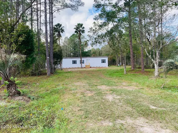 10435 DILLON AVE, Hastings, FL 32145