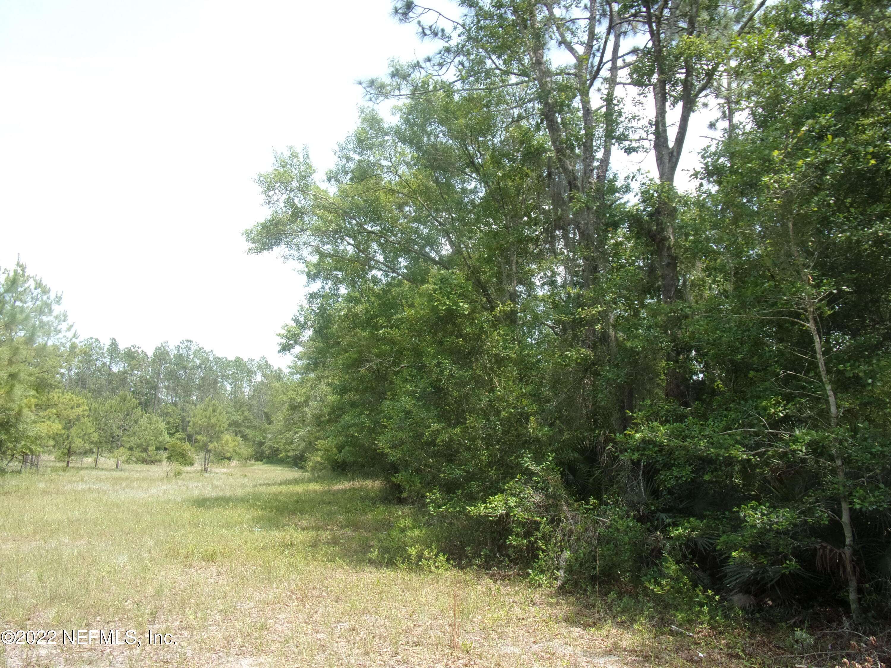 Palatka, FL 32177,222 COMER RD