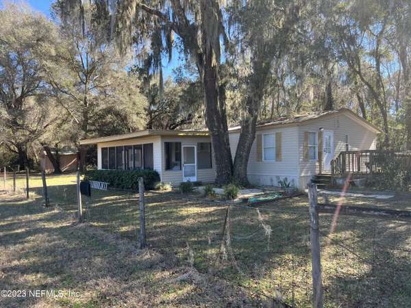 140 BROCK RD,  Florahome,  FL 32140