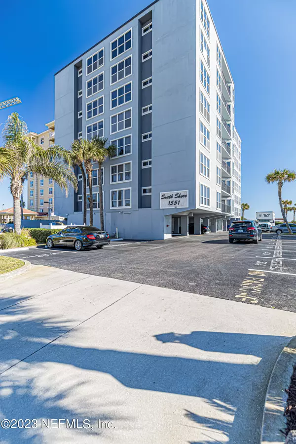 Jacksonville Beach, FL 32250,1551 1ST ST S #203